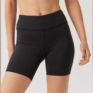 Outdoor Voices Black Bike Shorts Size Small